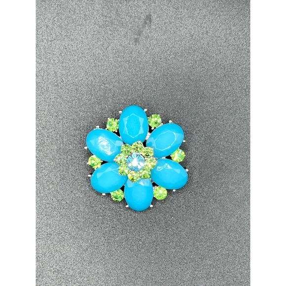 Jewelry - Vtg Sparkling Flower Brooch Blue Green Rhinestone Pin Women's‎ Fashion Accessory